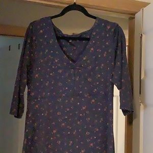 Blue with pretty flower design. Toad & Co.  side pocket.